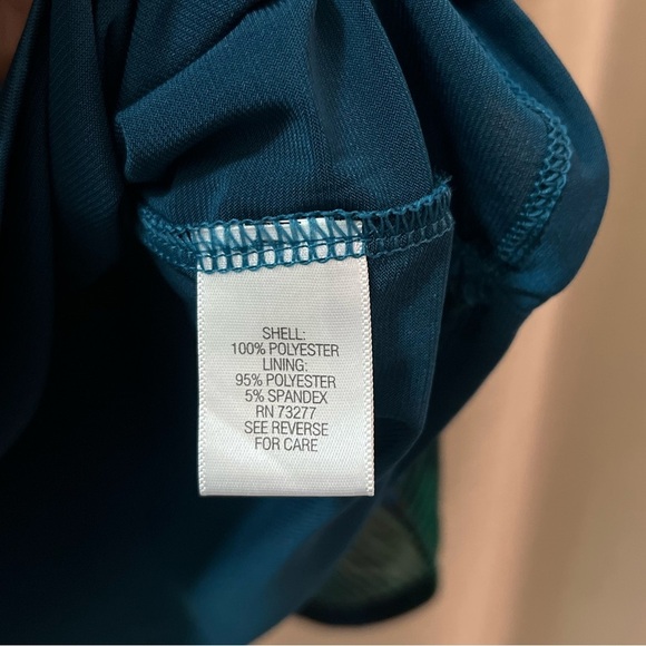 ⚫️ BOGO Green and Blue Dana Buchman Women's Top size small - Picture 5 of 8